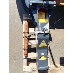 Mustang bontókalapács